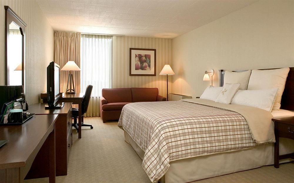 Ramada By Wyndham Greensburg Hotel & Conference Center Chambre photo